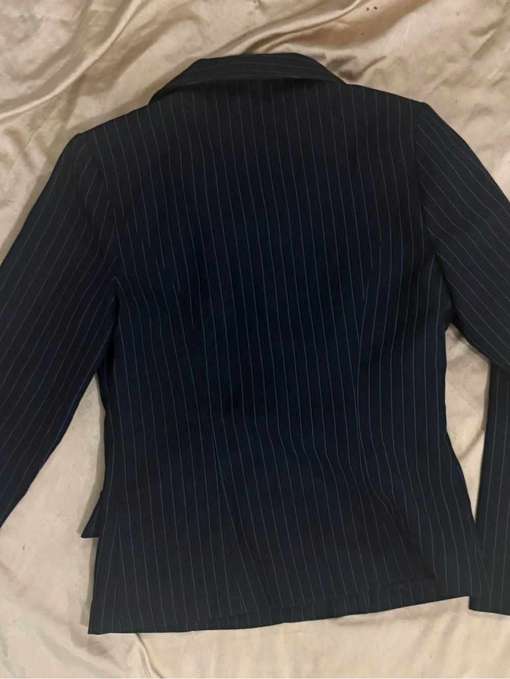 Vintage Classic Black Pinstripe Junior Suit Jacket & Pants - Picture 4 of 6